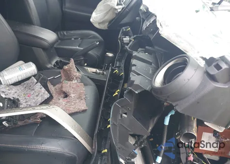 2013 Toyota Rav4 Limited z USA, uszkodzony, nr VIN 2T3DFREV5DW017595